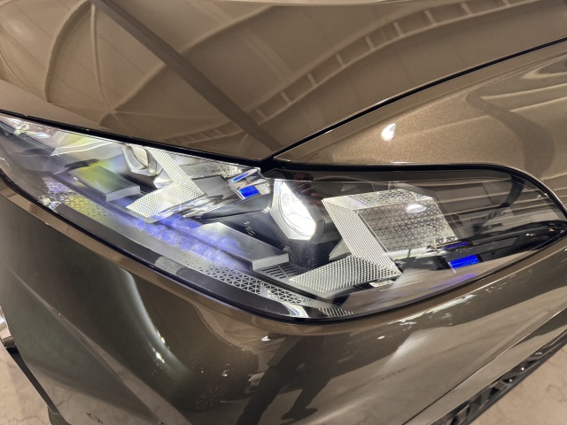 Přední světlomety BMW X5 2024